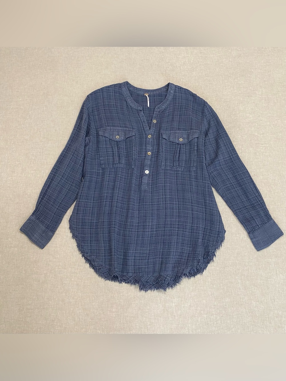 Free People Talk To Me Popover Blouse Tunic Sz L Blue Long Sleeve Bohemio
